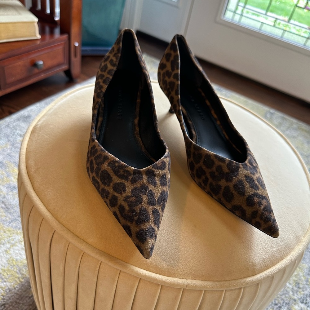 Veronica beard pumps